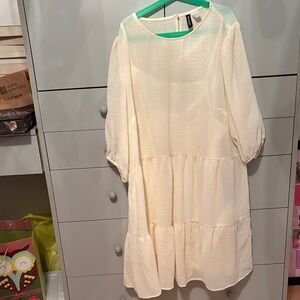 H&M Cream Casual Dress